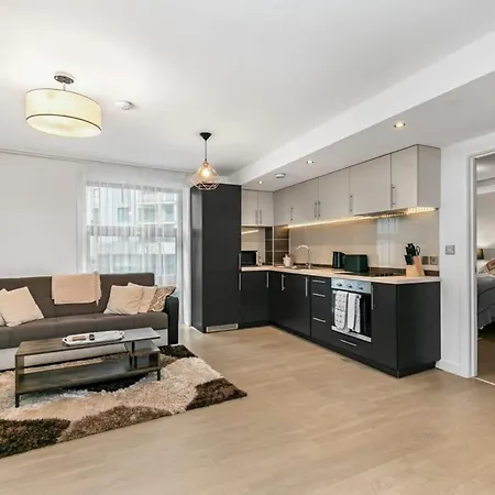 Modern 1 Bedroom Apartment In Woking Town Centre Exterior foto