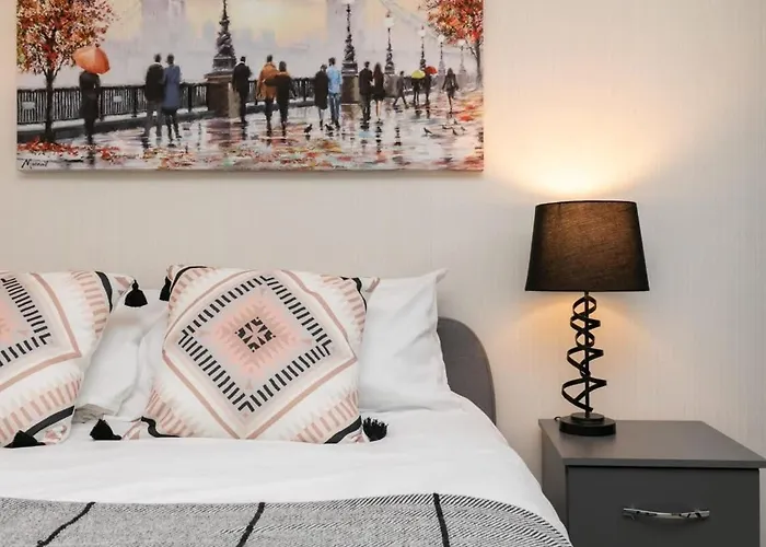 Modern 1 Bedroom Apartment In Woking Town Centre